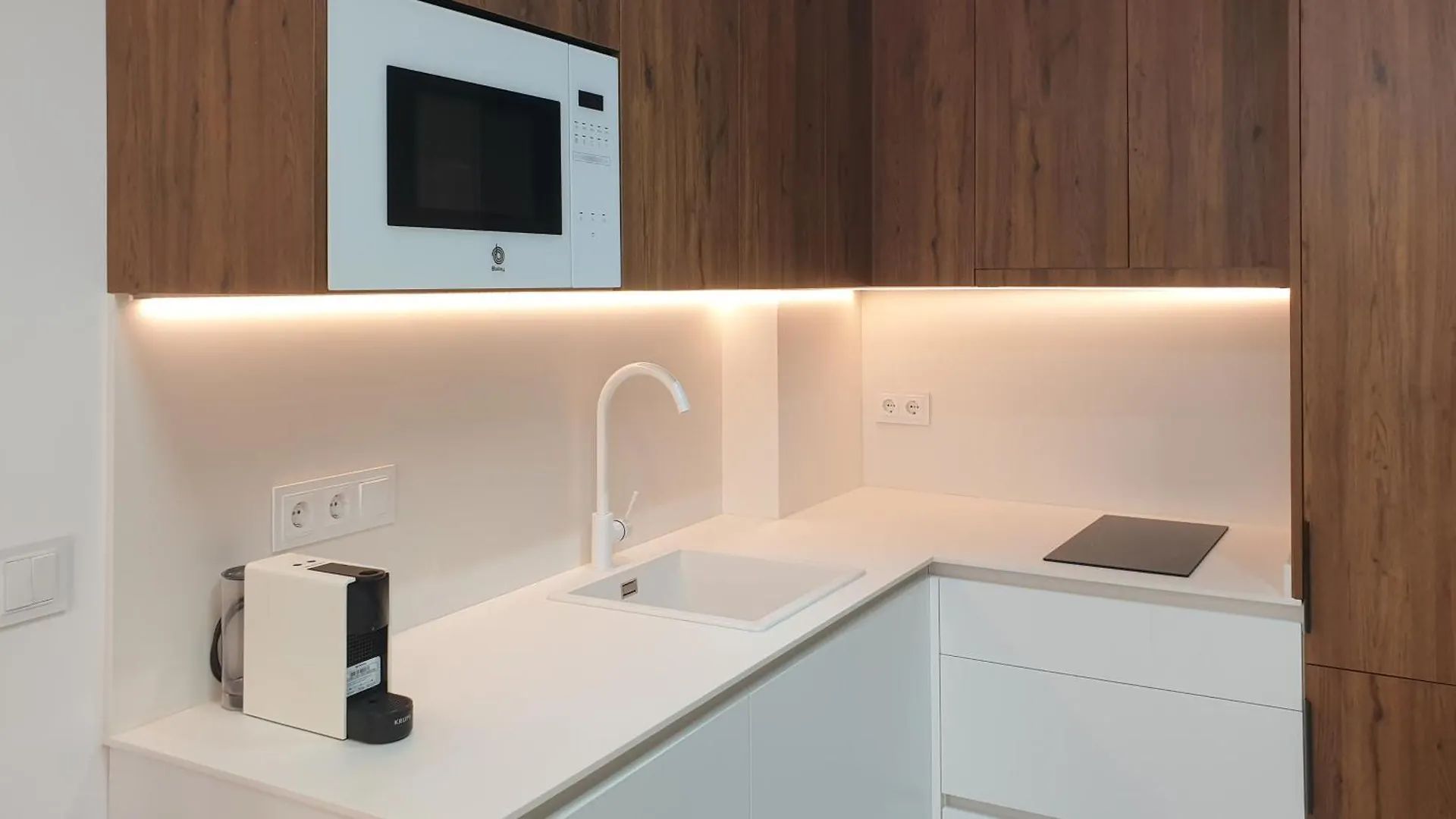 Lujoso Apartamento En El Corazon De Malaga Spain