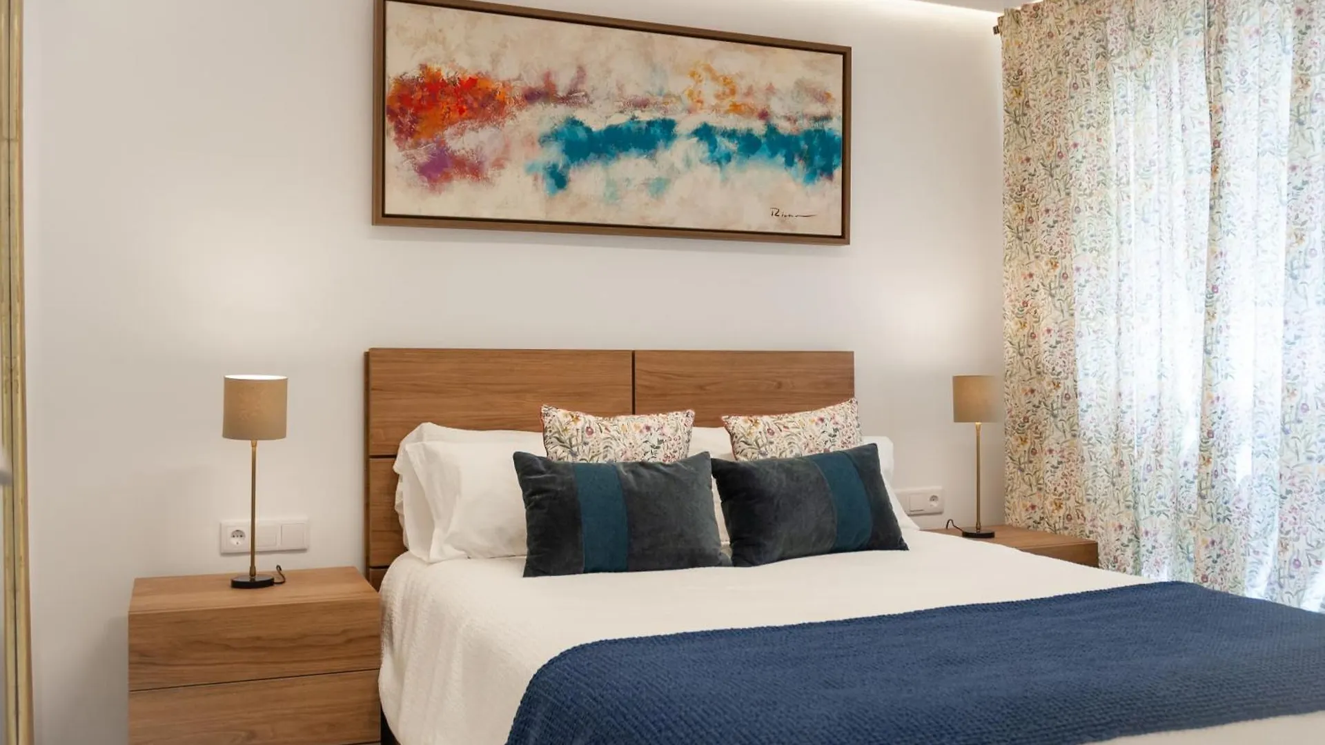 Lujoso Apartamento En El Corazon De Malaga Spain